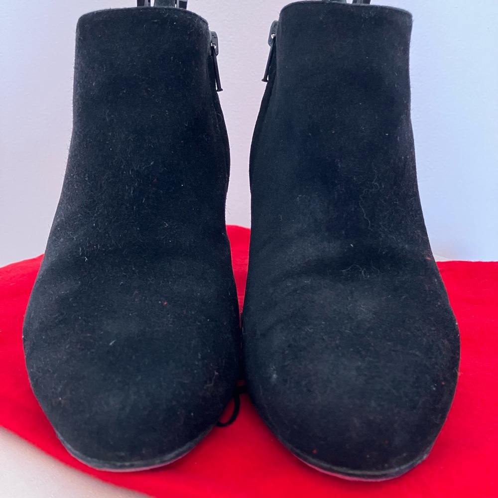 👠 37 1/2 Christian Louboutin Black Suede Ankle Boots with Iconic Red Sole 85 mm - Picture 3 of 13